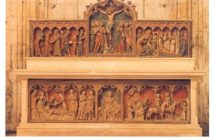 L'autel du prieuré Saint-Thibault, racontant la vie du saint.